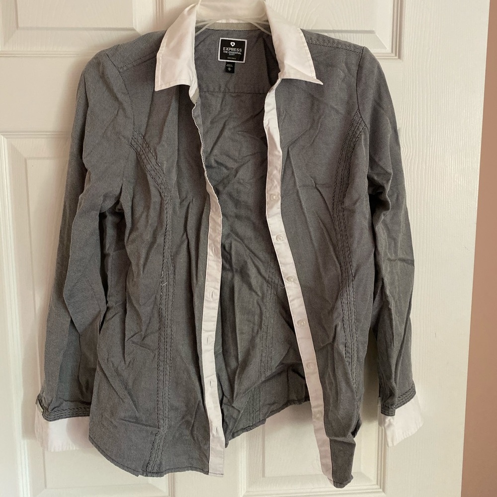 Express Gray Buttons Down Shirt